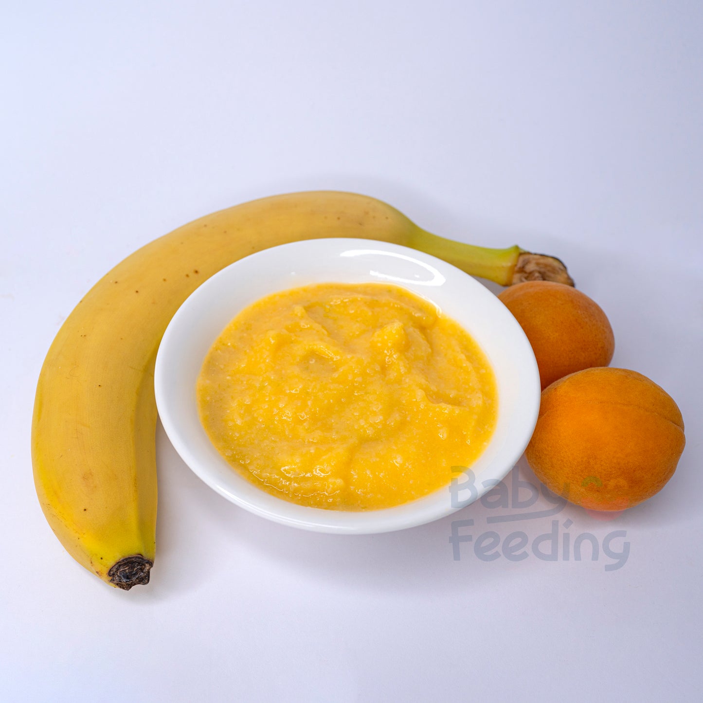 Banana and dried apricots